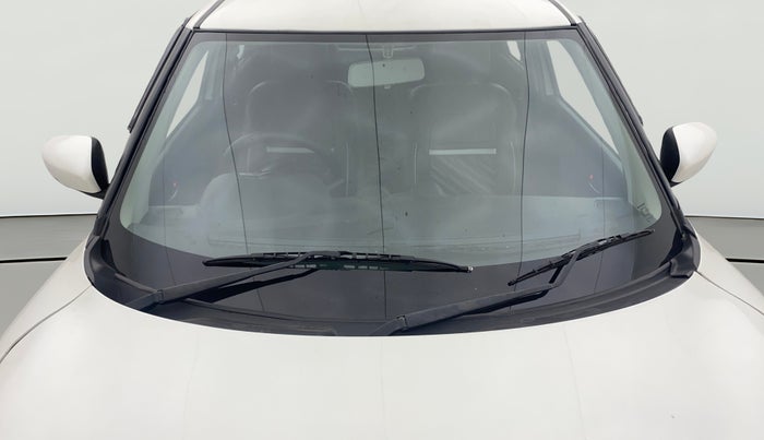 2022 Maruti Swift VXI, Petrol, Manual, 58,589 km, Front Windshield