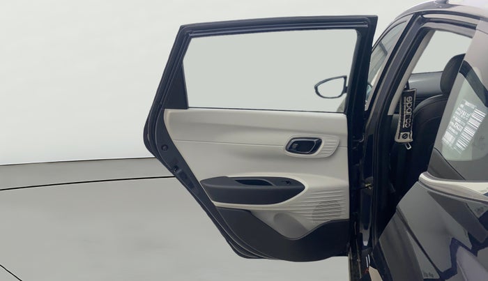 2023 Hyundai NEW I20 SPORTZ 1.2 IVT, Petrol, Automatic, 15,483 km, LHS Rear Door