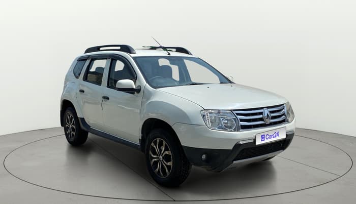 2014 Renault Duster 85 PS RXL DIESEL, Diesel, Manual, 1,36,899 km, Right Front Diagonal