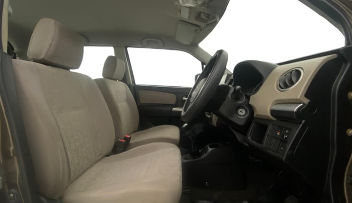2013 Maruti Wagon R 1.0 VXI, Petrol, Manual, 47,805 km, Right Side Front Door Cabin