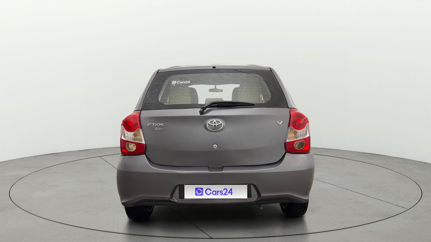 2018 Toyota Etios Liva V, Petrol, Manual, 33,406 km, Back/Rear