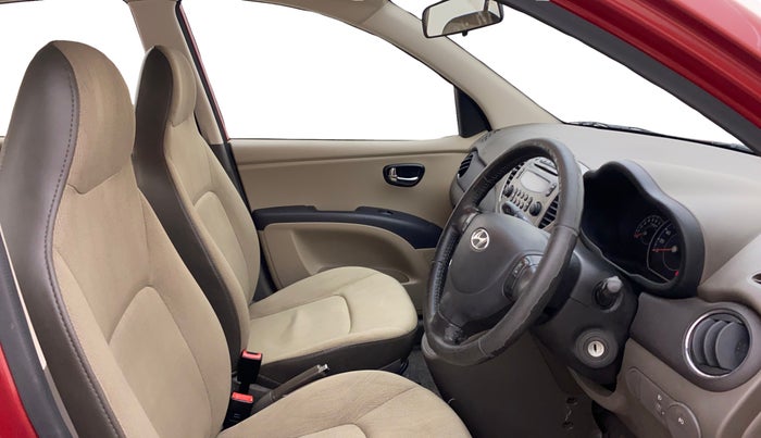 2013 Hyundai i10 ASTA 1.2 AT SUNROOF, Petrol, Automatic, 50,444 km, Right Side Front Door Cabin