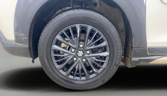 2021 Maruti XL6 ALPHA MT, Petrol, Manual, 50,103 km, Left Front Wheel