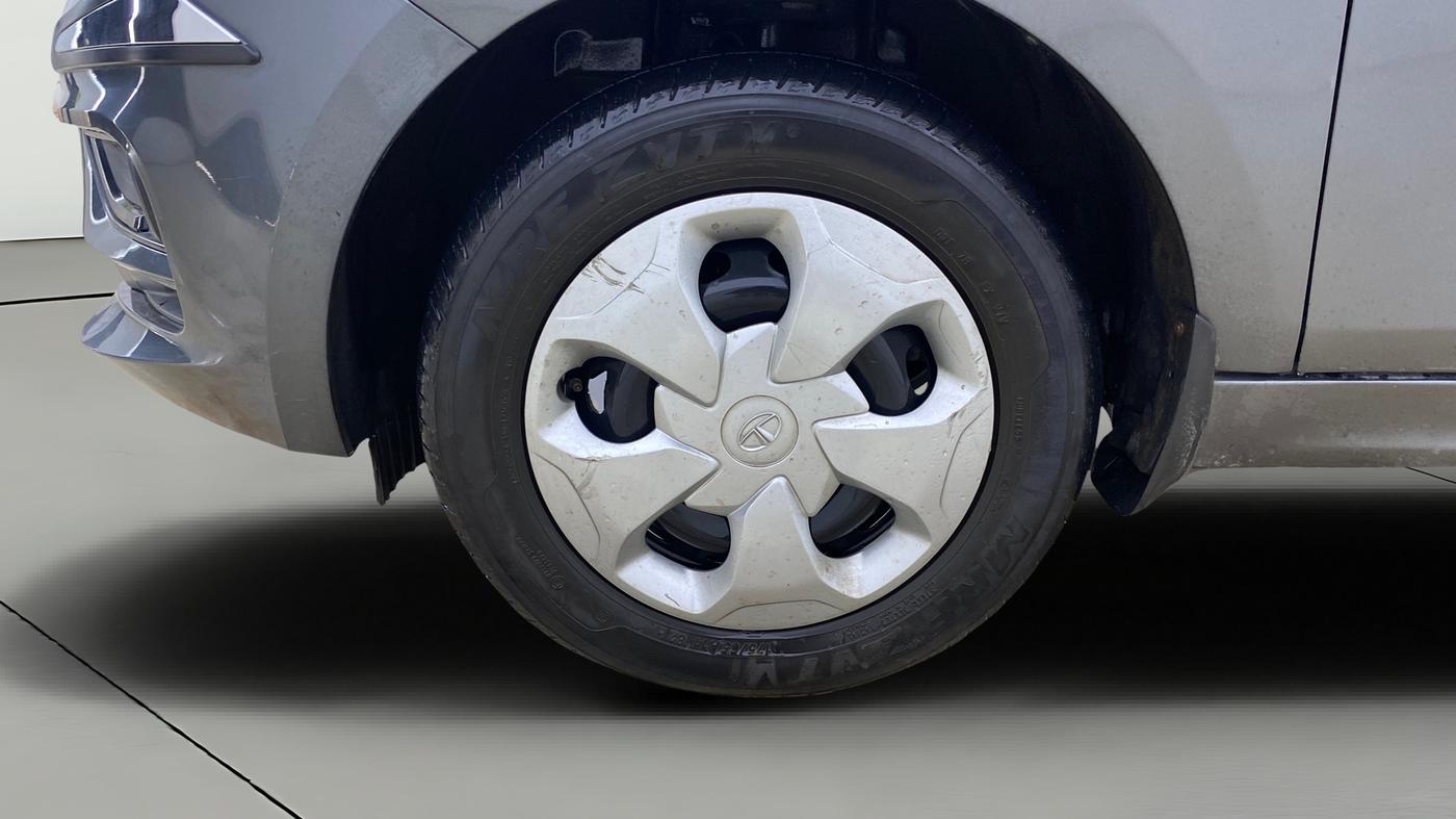 2022 Tata Tiago XT (O) PETROL, Petrol, Manual, 21,148 km, Left Front Wheel