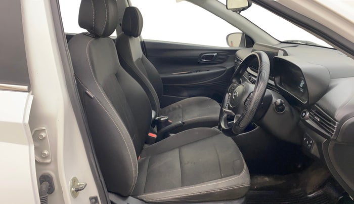 2022 Hyundai NEW I20 ASTA (O) 1.2 AT, Petrol, Automatic, 72,207 km, Right Side Front Door Cabin