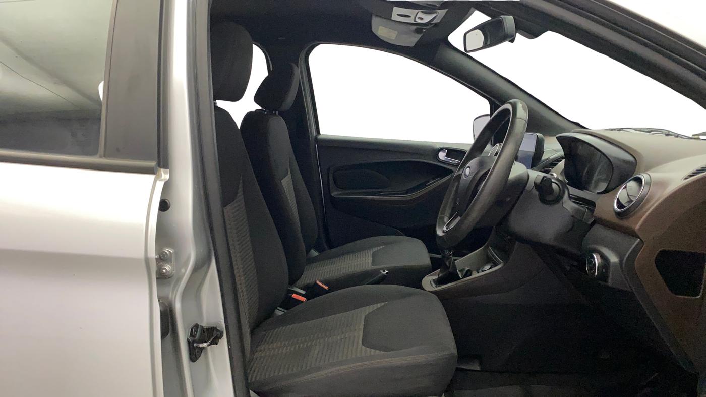 2018 Ford FREESTYLE TITANIUM 1.2 PETROL, Petrol, Manual, 1,10,710 km, Right Side Front Door Cabin