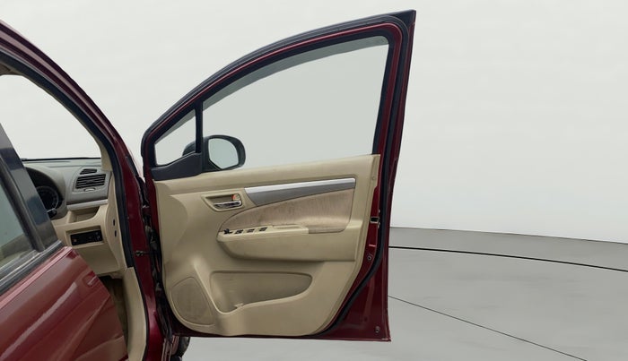 2013 Maruti Ertiga VXI, Petrol, Manual, 98,798 km, RHS Front Door