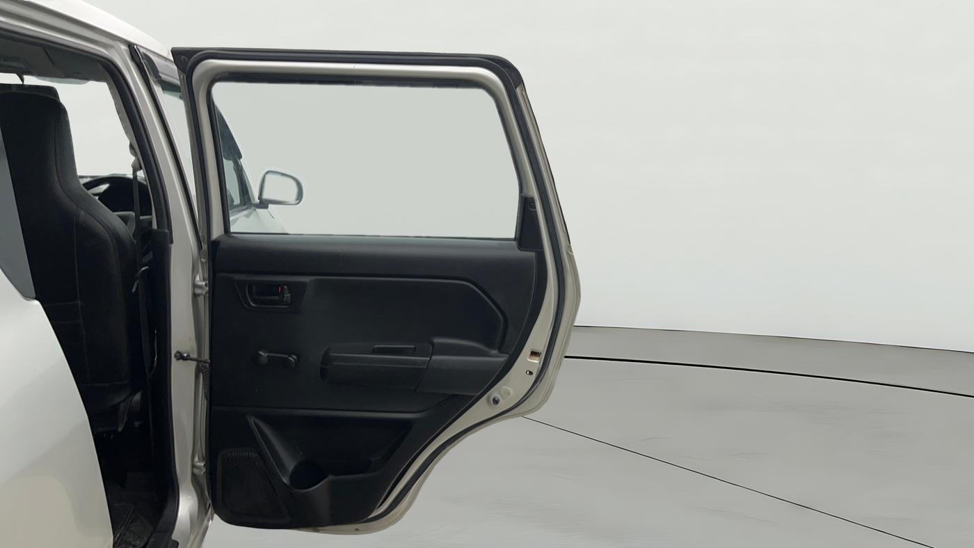 2022 Maruti New Wagon-R LXI CNG (O) 1.0, CNG, Manual, 84,138 km, RHS Rear Door