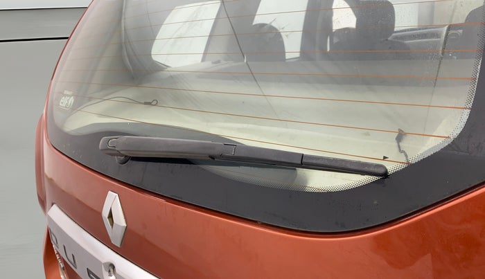 2018 Renault Duster RXS CVT, Petrol, Automatic, 88,063 km, Rear Wiper