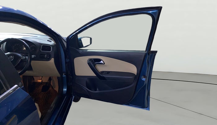 2017 Volkswagen Ameo HIGHLINE1.2L, Petrol, Manual, 24,218 km, RHS Front Door