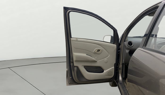 2017 Datsun Redi Go T (O), Petrol, Manual, 1,11,524 km, LHS Front Door