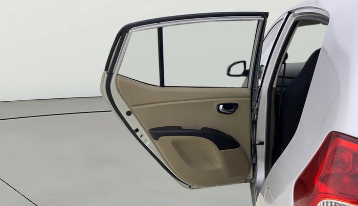 2012 Hyundai i10 MAGNA 1.2, CNG, Manual, 93,204 km, LHS Rear Door