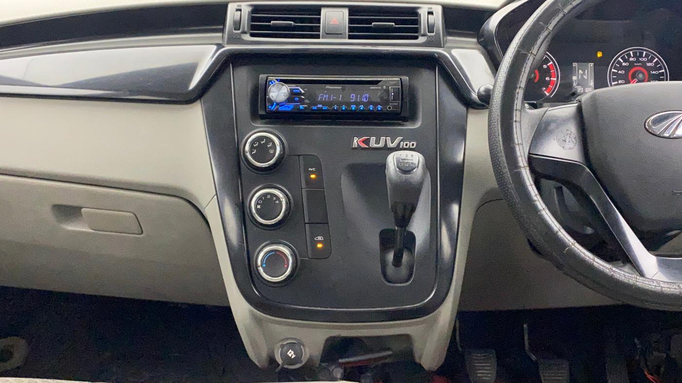 2017 Mahindra Kuv100 K4 6 STR, Petrol, Manual, 39,182 km, Air Conditioner
