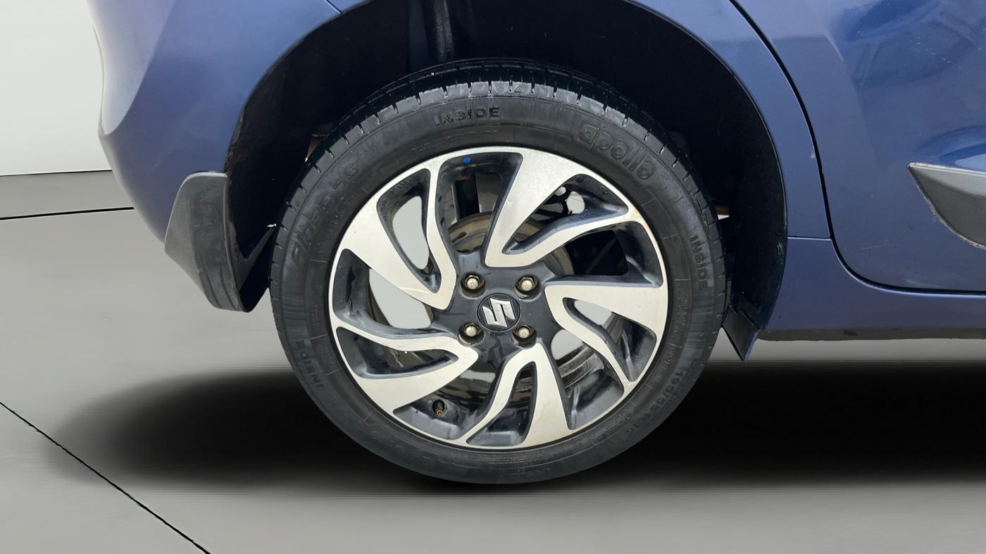 2021 Maruti Baleno ZETA PETROL 1.2, Petrol, Manual, 90,950 km, Right Rear Wheel