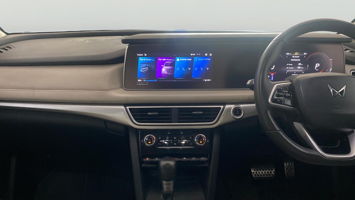 2023 Mahindra XUV700 AX 7 LUXURY D AT 7 STR, Diesel, Automatic, 1,40,211 km, Air Conditioner