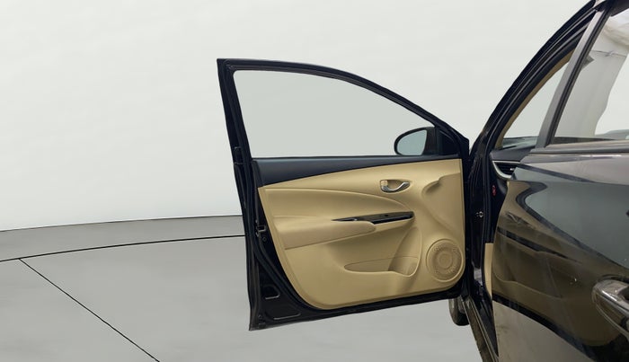 2021 Toyota YARIS G CVT, Petrol, Automatic, 16,272 km, LHS Front Door