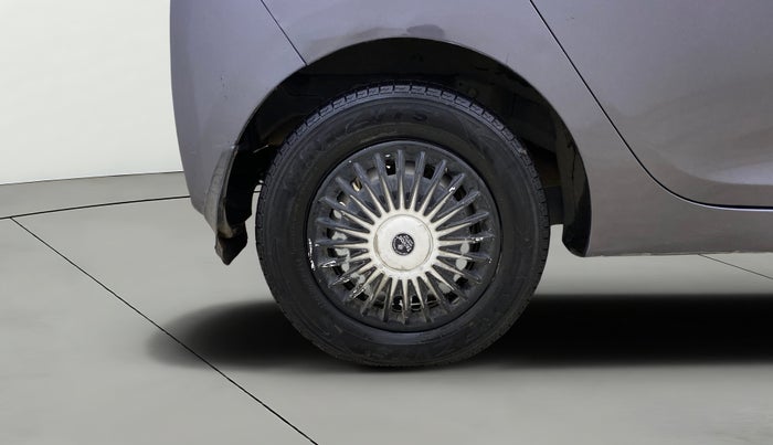 2016 Hyundai Eon ERA +, Petrol, Manual, 66,217 km, Right Rear Wheel