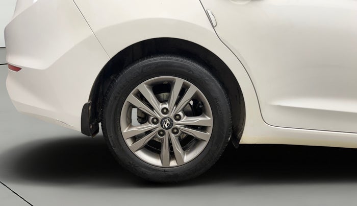 2017 Hyundai New Elantra 2.0 SX(O) AT PETROL, Petrol, Automatic, 75,804 km, Right Rear Wheel