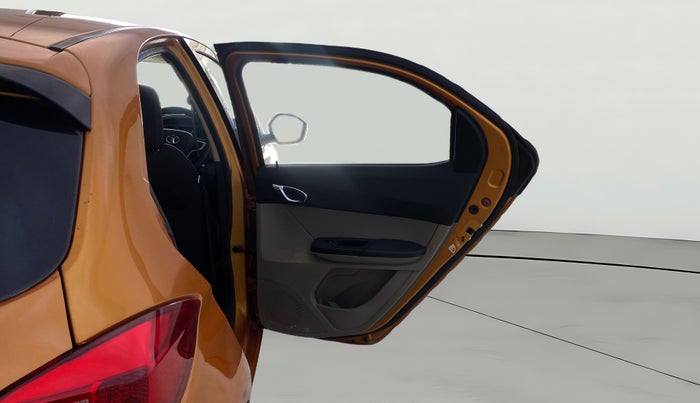 2016 Tata Tiago XZ PETROL, Petrol, Manual, 26,162 km, RHS Rear Door