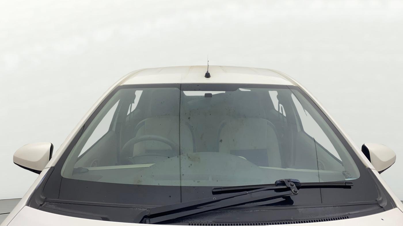 2014 Toyota Etios G, CNG, Manual, 81,154 km, Front Windshield