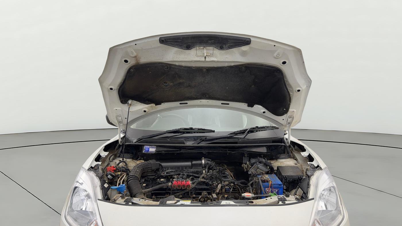 2018 Maruti Swift LXI, CNG, Manual, 88,201 km, Open Bonet
