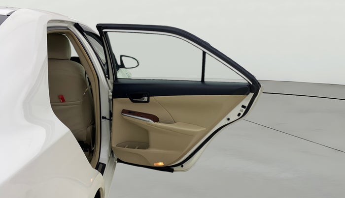 2014 Toyota Camry 2.5L AT, Petrol, Automatic, 30,555 km, RHS Rear Door