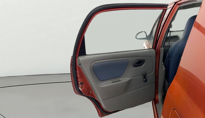 2014 Maruti Alto K10 VXI, Petrol, Manual, 64,768 km, LHS Rear Door