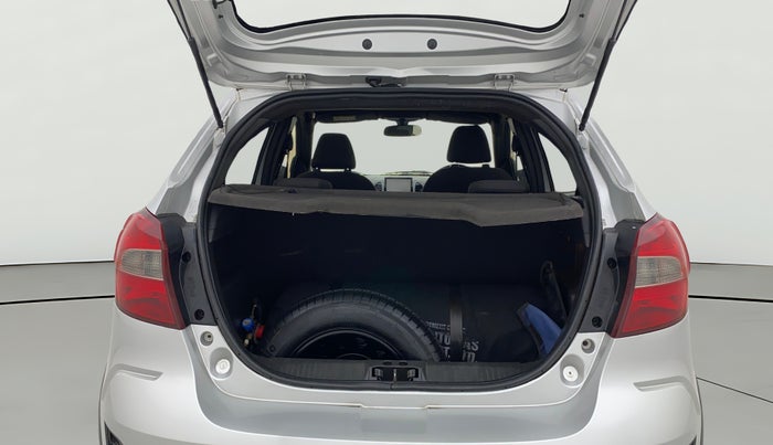 2018 Ford FREESTYLE TITANIUM 1.2 PETROL, CNG, Manual, 1,42,948 km, Boot Open Zoomed View