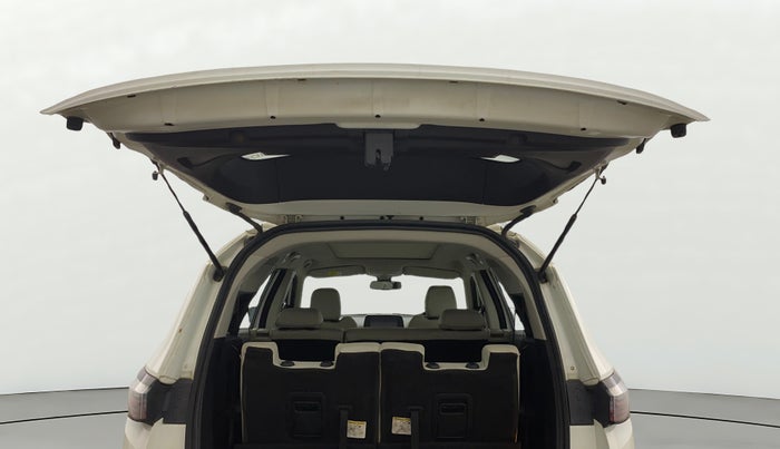 2021 Tata Safari XZ PLUS, Diesel, Manual, 1,00,883 km, Boot Door Open