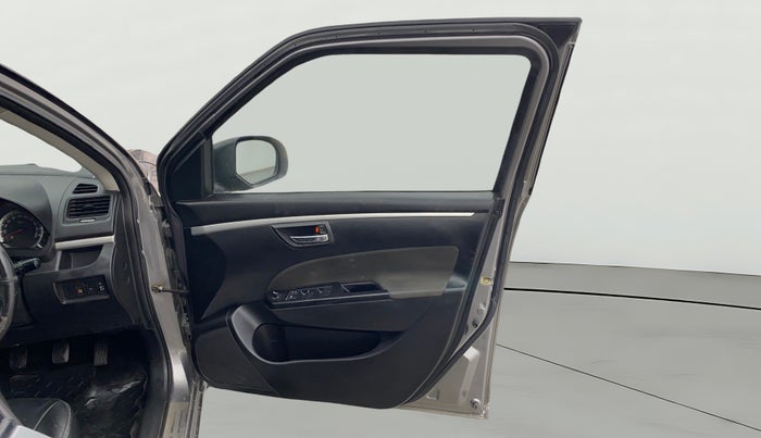 2013 Maruti Swift VDI, Diesel, Manual, 1,17,217 km, RHS Front Door