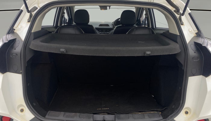 2023 Tata NEXON XM SUNROOF DIESEL, Diesel, Manual, 1,22,287 km, Boot Open Zoomed View