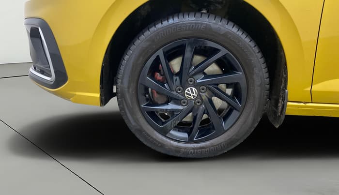2022 Volkswagen VIRTUS GT PLUS TSI 1.5 EVO DSG, Petrol, Automatic, 1,06,421 km, Left Front Wheel