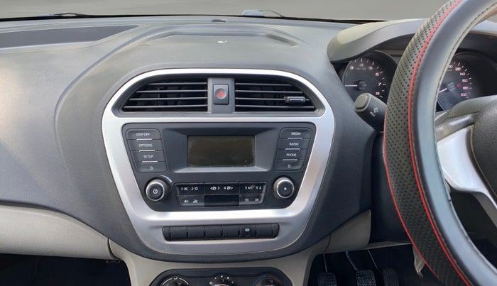 2016 Tata Tiago XT PETROL, Petrol, Manual, 1,09,603 km, Air Conditioner