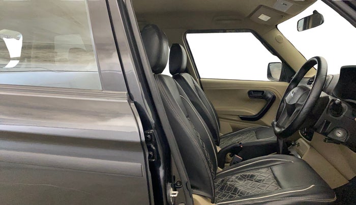 2023 Mahindra BOLERO NEO N 4, Diesel, Manual, 52,250 km, Right Side Front Door Cabin