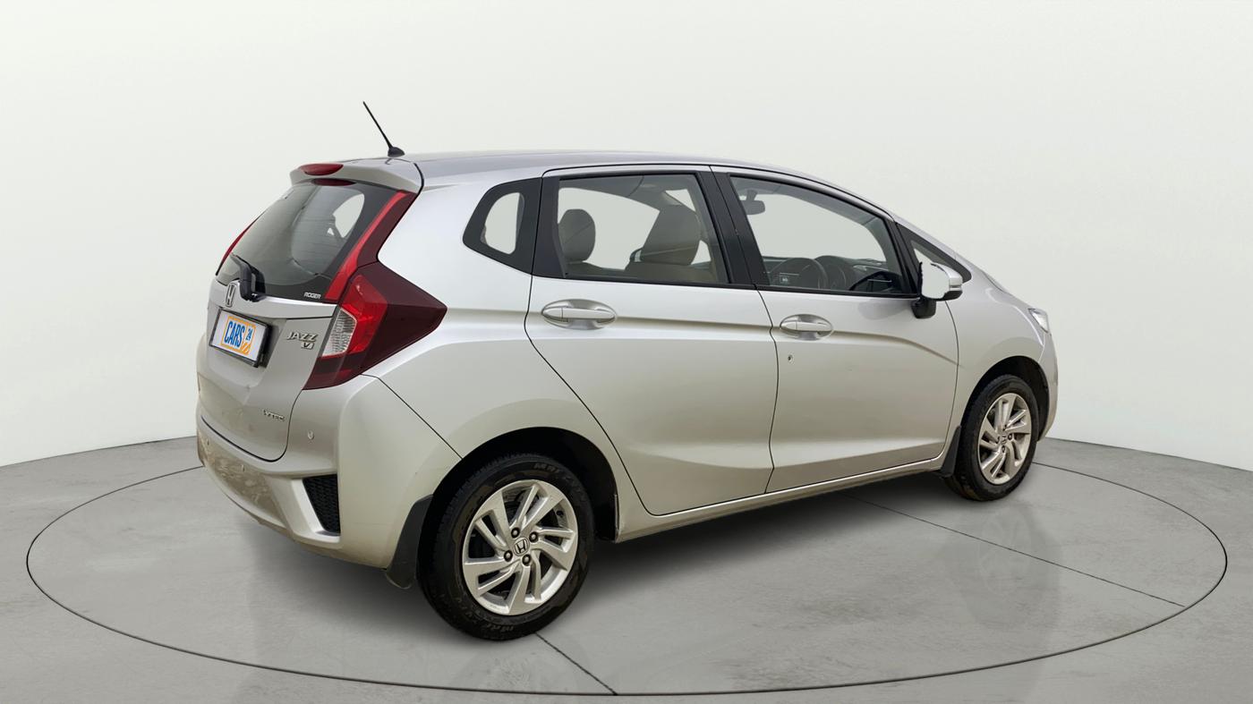 2017 Honda Jazz 1.2L I-VTEC V, Petrol, Manual, 62,700 km, Right Back Diagonal