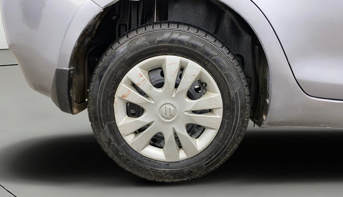 2014 Maruti Swift Dzire VXI, Petrol, Manual, 85,640 km, Right Rear Wheel