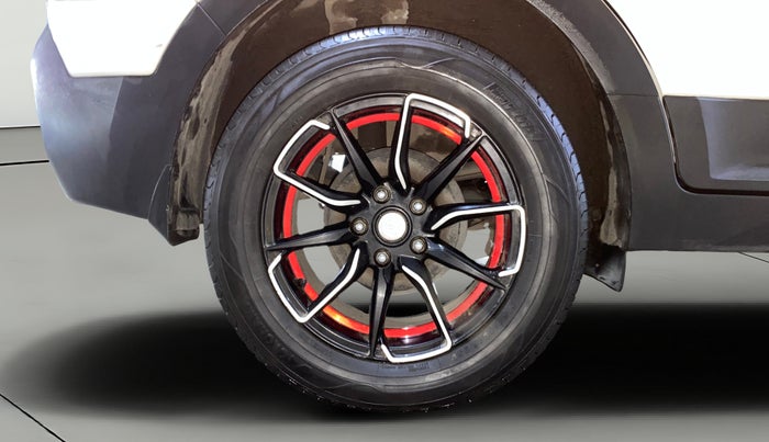 2018 Hyundai Creta E PLUS 1.6 PETROL, Petrol, Manual, 73,509 km, Right Rear Wheel