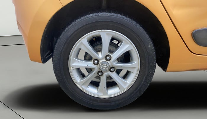 2016 Hyundai Grand i10 ASTA AT 1.2 KAPPA VTVT, Petrol, Automatic, 54,831 km, Right Rear Wheel