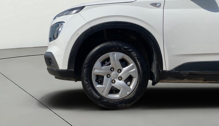 2021 Hyundai VENUE S 1.2, Petrol, Manual, 34,827 km, Left Front Wheel