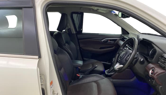2023 Maruti Grand Vitara ALPHA SMART HYBRID AT, Petrol, Automatic, 14,791 km, Right Side Front Door Cabin