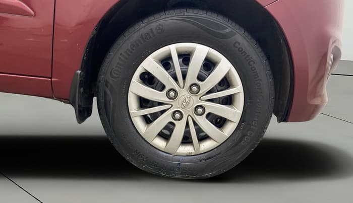 2013 Hyundai i10 SPORTZ 1.2 AT, Petrol, Automatic, 74,443 km, Right Front Wheel