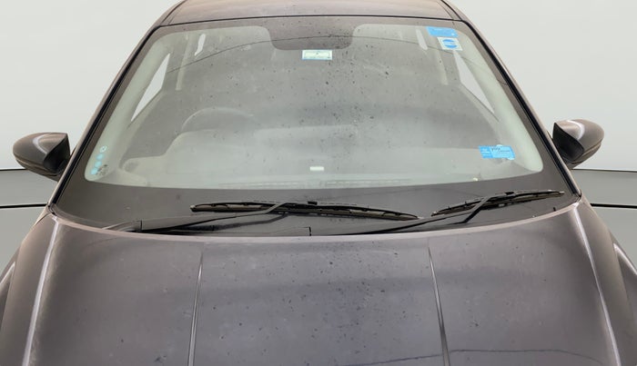 2022 Hyundai NEW I20 ASTA (O) 1.2 MT, Petrol, Manual, 30,536 km, Front Windshield