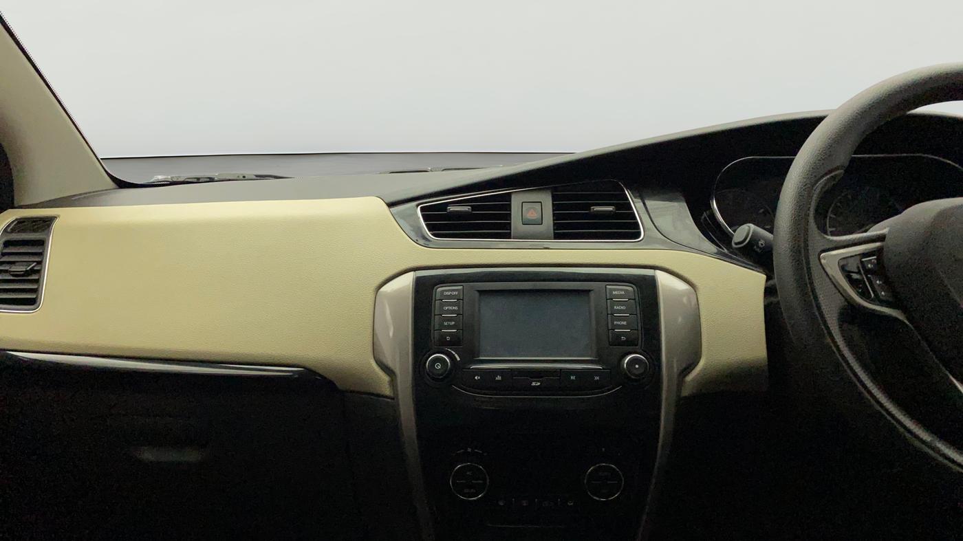 2016 Tata Zest XT PETROL, Petrol, Manual, 32,441 km, Air Conditioner