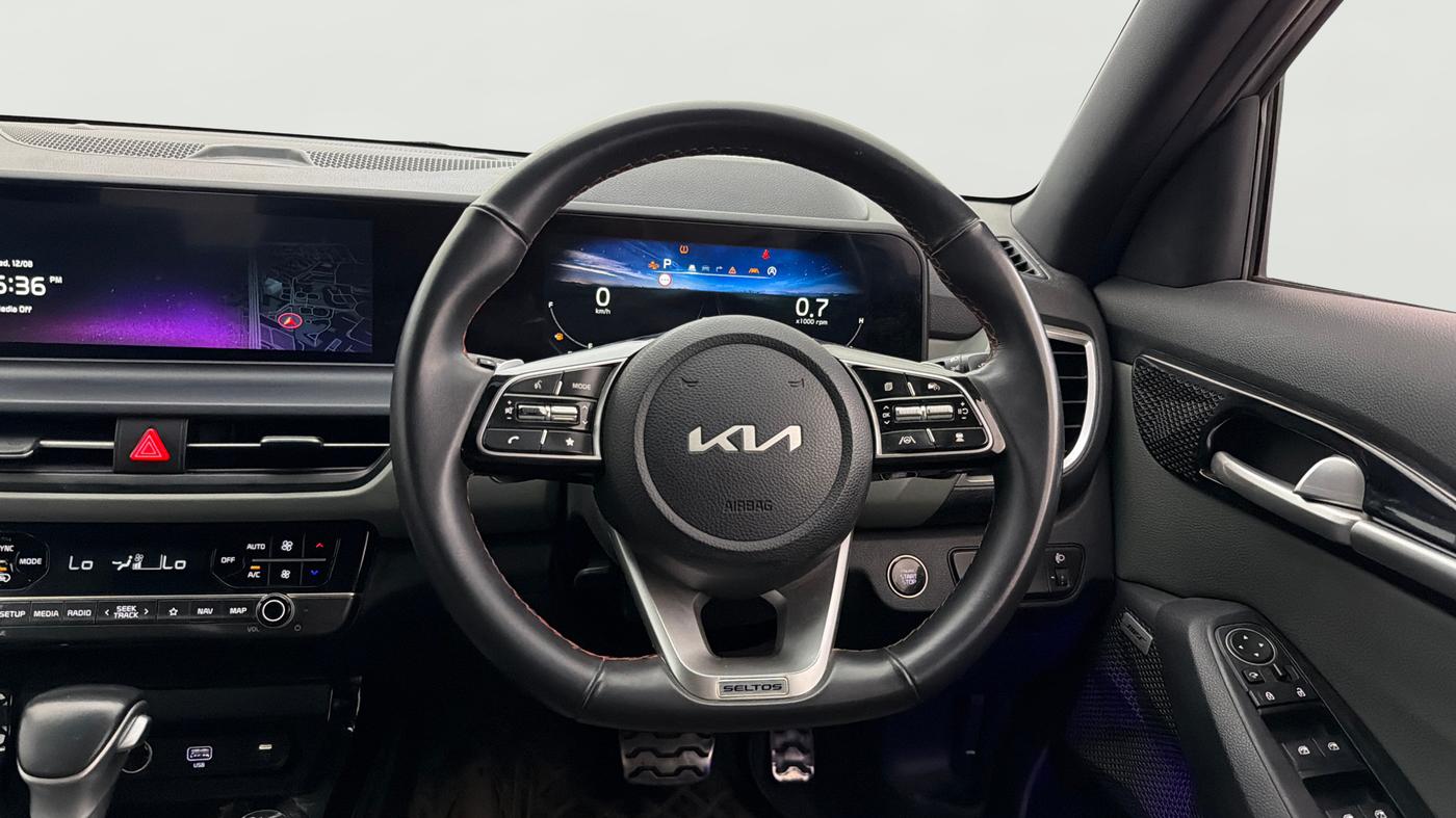 2023 KIA SELTOS  X LINE 1.5 TURBO PETROL DCT, Petrol, Automatic, 42,501 km, Steering Wheel Close Up