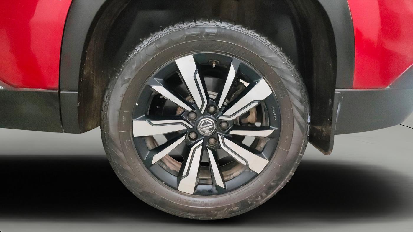 2019 MG HECTOR SHARP 1.5 DCT PETROL, Petrol, Automatic, 1,36,011 km, Left Rear Wheel