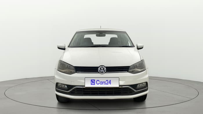 2017 Volkswagen Ameo HIGHLINE1.2L PLUS 16 ALLOY, Petrol, Manual, 1,31,623 km, Front