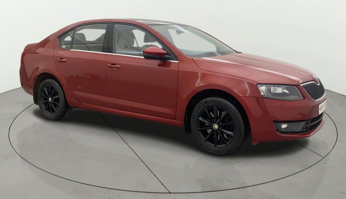 2017 Skoda Octavia STYLE PLUS AT 1.8 TSI, Petrol, Automatic, 1,14,712 km, Right Front Diagonal