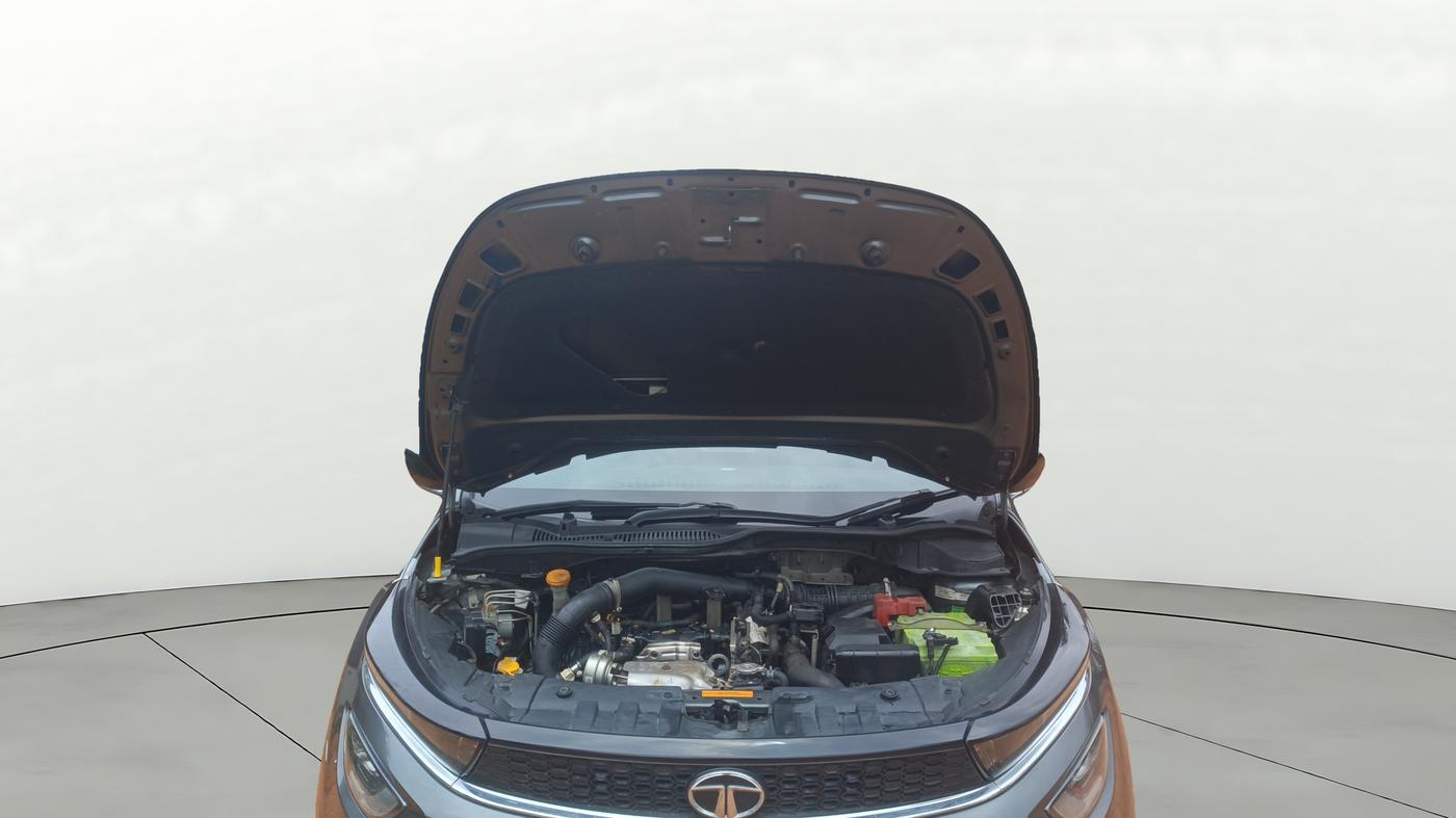 2023 Tata ALTROZ XZ Plus Sunroof i-Turbo , Petrol, Manual, 45,516 km, Open Bonet