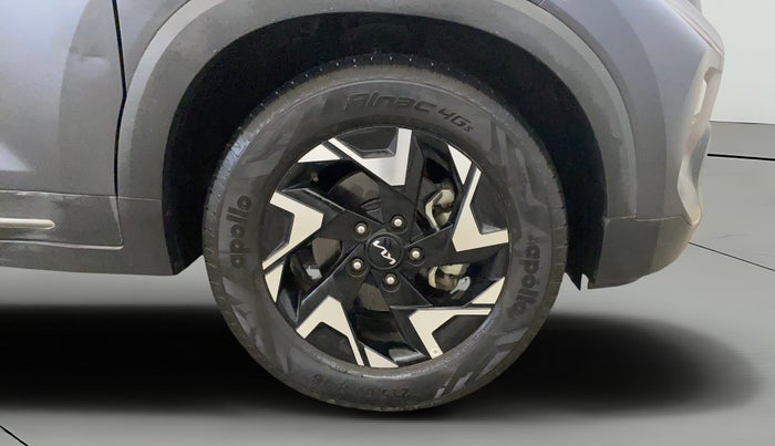 2023 KIA SONET X LINE 1.0 DCT, Petrol, Automatic, 9,927 km, Right Front Wheel