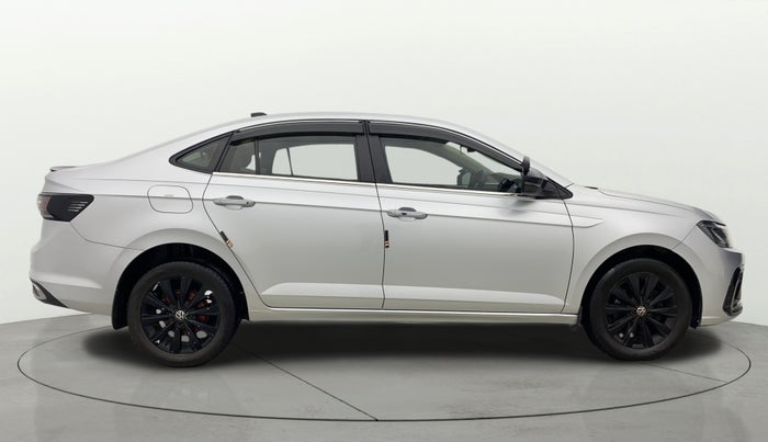 2022 Volkswagen VIRTUS HIGHLINE TSI 1.0 AT, Petrol, Automatic, 42,682 km, Right Side View